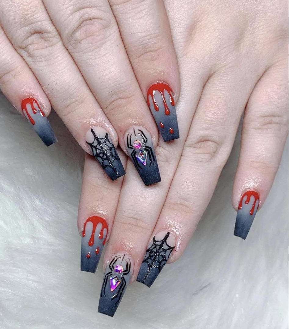 Color powder nail set at Smile Nails